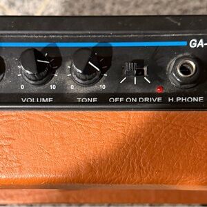 Orange Guitar Amplifier Combo - Black Control Panel